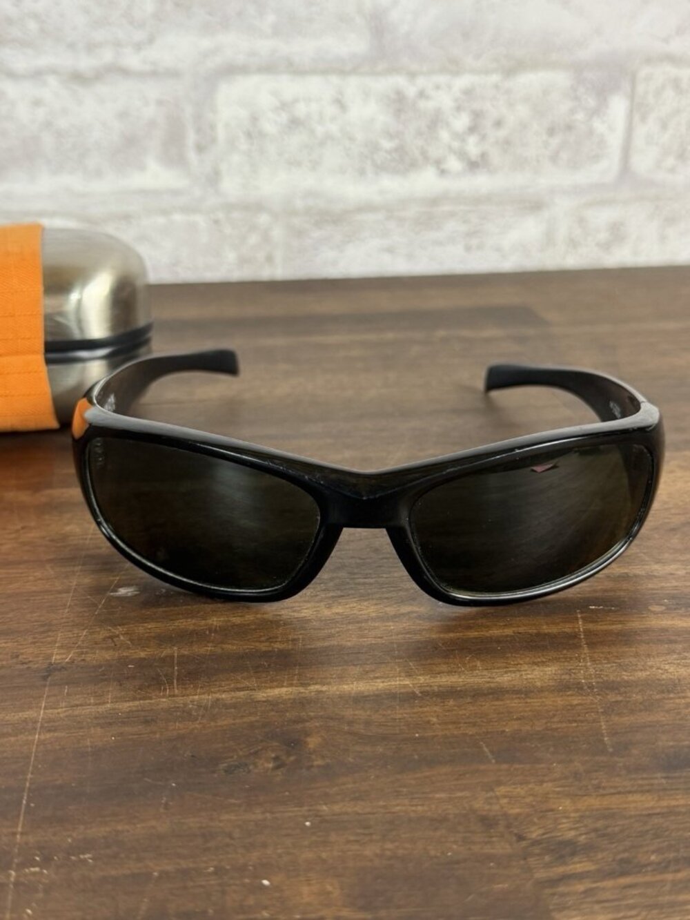Kaenon Men's Brown Polarized Full Rim Rhino Wrap Sunglasses With Case 5066